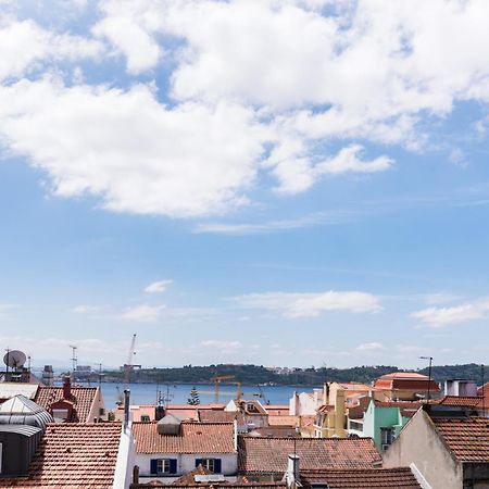 Designer Flats In Lapa By Lovelystay Lisbon Exterior photo